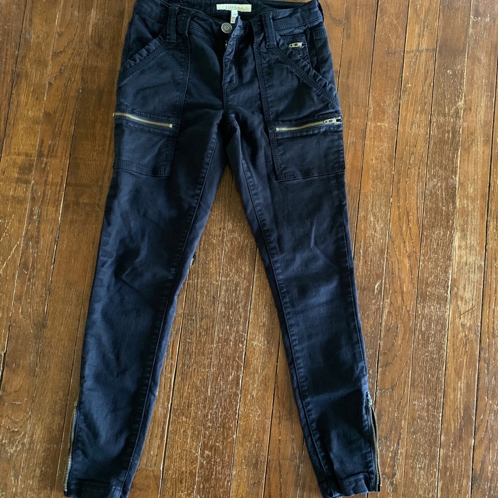 Joie Size 24 Black Utility pants with Zips